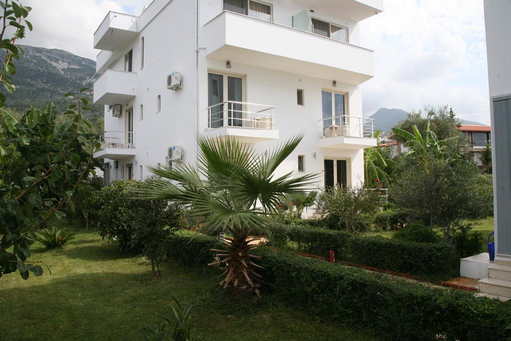 Hotel Ionian Dhermi Exterior photo